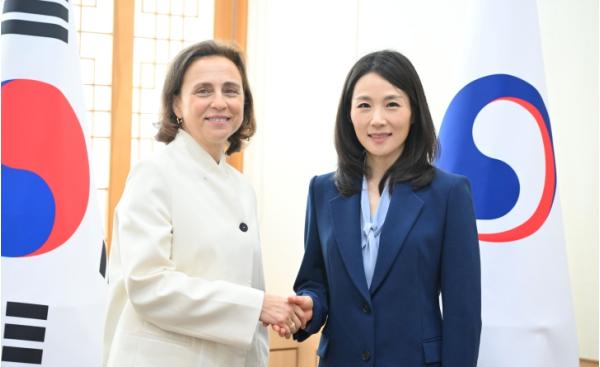 외교부 제2차관, EU대외관계청(EEAS) 사무총장 면담 기사 이미지