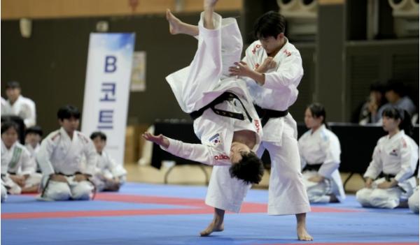 제천시, 제3회 청풍명월배 전국가라테선수권대회 겸 2026년도 국가대표 최종 선발전 성료 기사 이미지